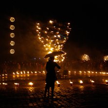 010 Installation de Feu Cie CARABOSSE photo Sylvie Monier IMGP3741 300 credit web ok.jpg - Photo d'illustration